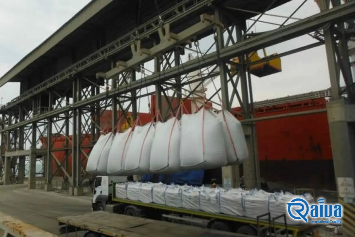 Portland cement in bags and big bags for export &mdash; material handling