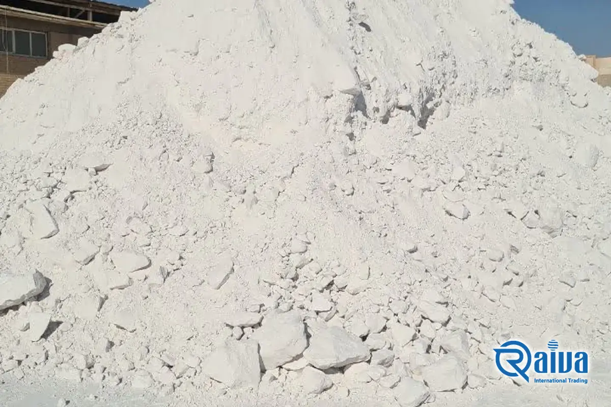 High-purity silica for glassmaking and foundry sand &mdash; bulk stockpile